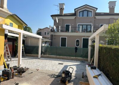 Arredi outdoor su misura a Verona – Soluzioni per giardini e terrazze, pergola in legno Verona