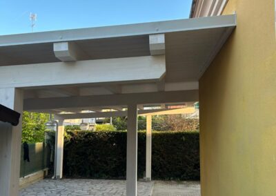 Arredi outdoor su misura a Verona – Soluzioni per giardini e terrazze, pergola in legno Verona