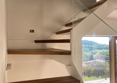 Scale in legno su misura a Verona – Mattemi