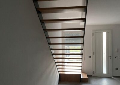 Scale in legno su misura a Verona – Mattemi